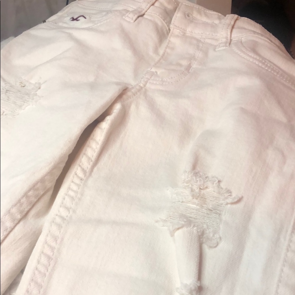 Hollister - white ripped skinny jeans